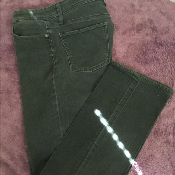 Talbots Flawless Five Pocket High Waisted Curvy Barely Boot Cut Black Jeans - Picture 4 of 13